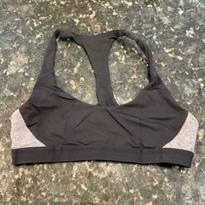 Lululemon sports bra sz8